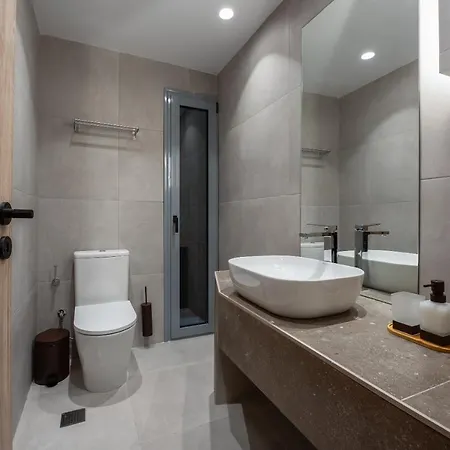 Kaso - Veikou Apartment *